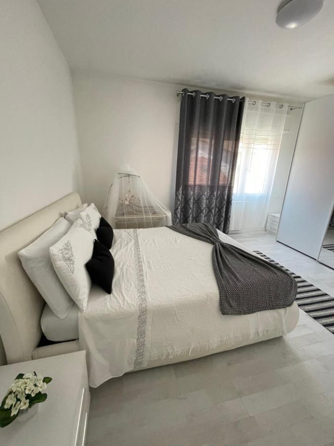 Casa Di Isabelle Venezia Apartment เมสเตร ภายนอก รูปภาพ